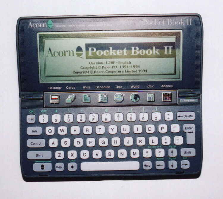 Acorn_PBook2_closeup.jpg - 47Kb